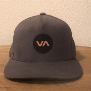 RVCA Grey flex fit hat